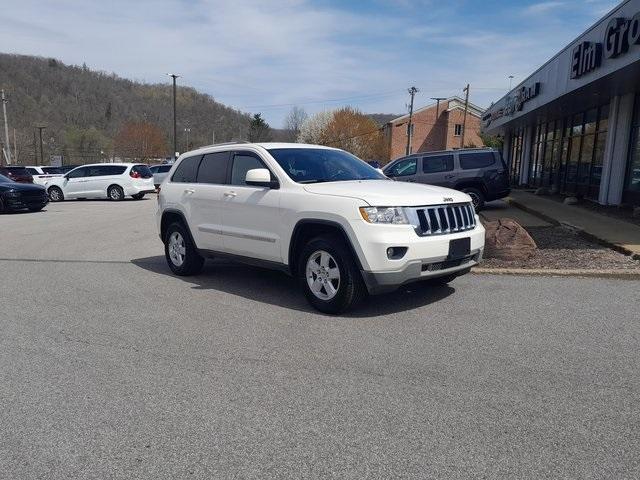 Photo of 2012 Stone White Clearcoat Jeep Grand Cherokee
