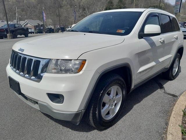 Photo of 2012 Stone White Clearcoat Jeep Grand Cherokee