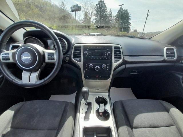 Photo of 2012 Stone White Clearcoat Jeep Grand Cherokee