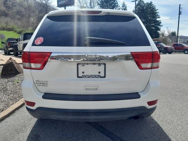 Photo of 2012 Stone White Clearcoat Jeep Grand Cherokee