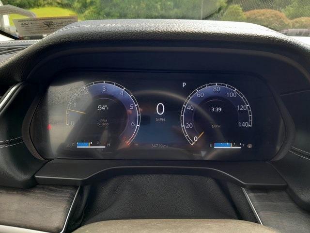 Photo of 2022 Silver Zynith Jeep Grand Cherokee