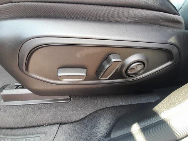 Photo of 2022 Silver Zynith Jeep Grand Cherokee