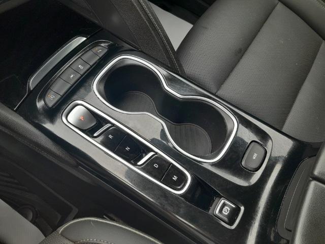 Photo of 2022 Summit White Buick Envision
