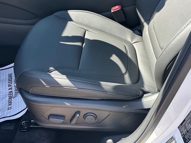 Photo of 2026 White Hyundai SANTA CRUZ