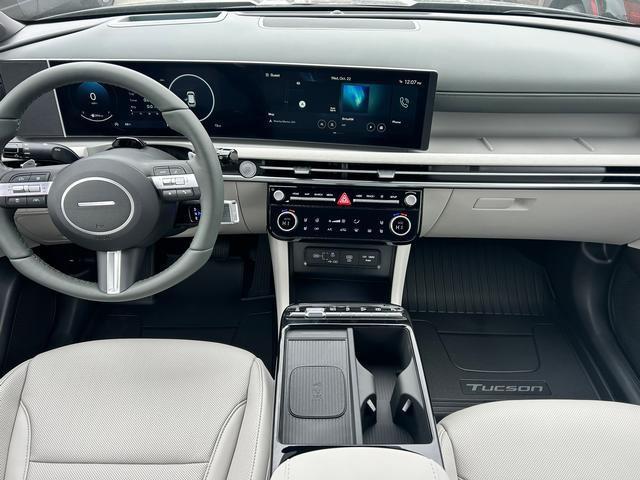 Photo of 2026 Hampton Gray Hyundai TUCSON