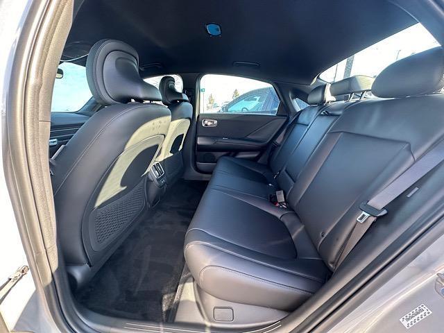 Photo of 2024 Silver Hyundai IONIQ 6