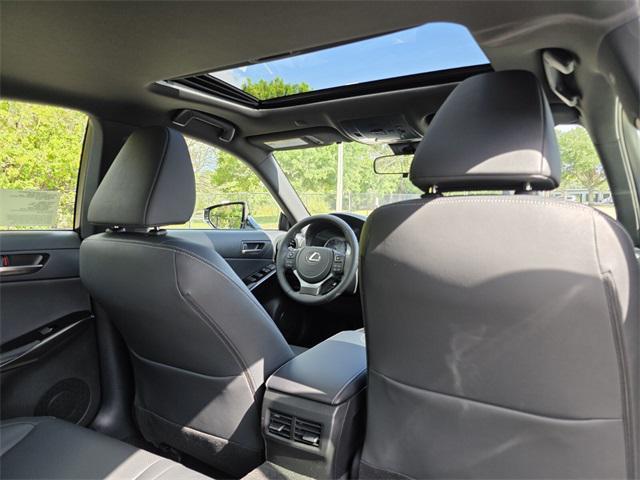 Photo of 2025 Ultra White Lexus IS 350