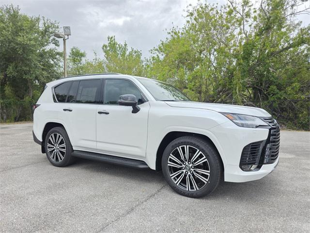 Photo of 2025 Quartz Lexus LX 600