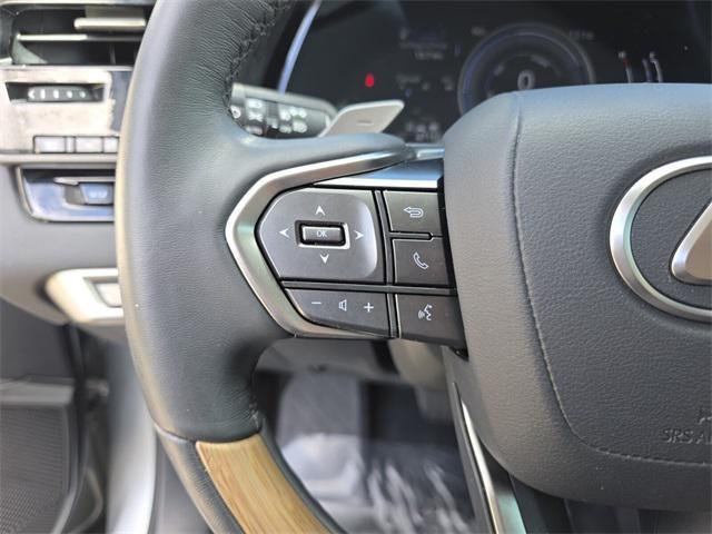 Photo of 2023 Iridium Lexus RX 350