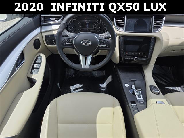 Photo of 2020 Majestic White INFINITI QX50