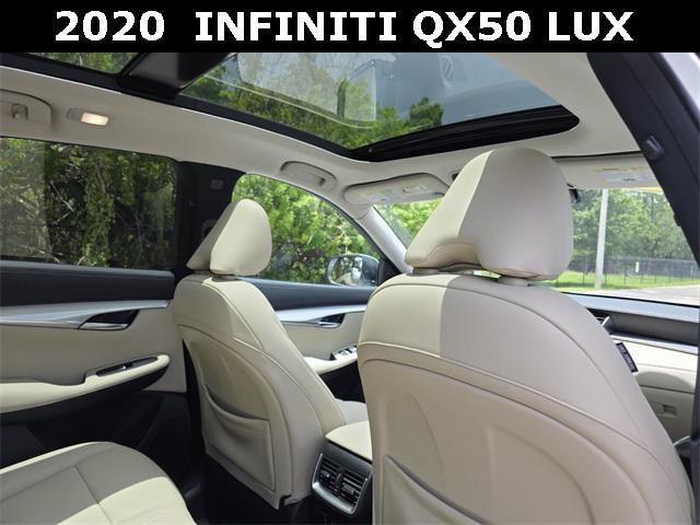 Photo of 2020 Majestic White INFINITI QX50