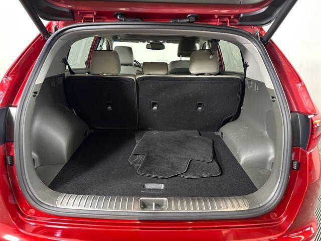Photo of 2018 Hyper Red Kia Sportage