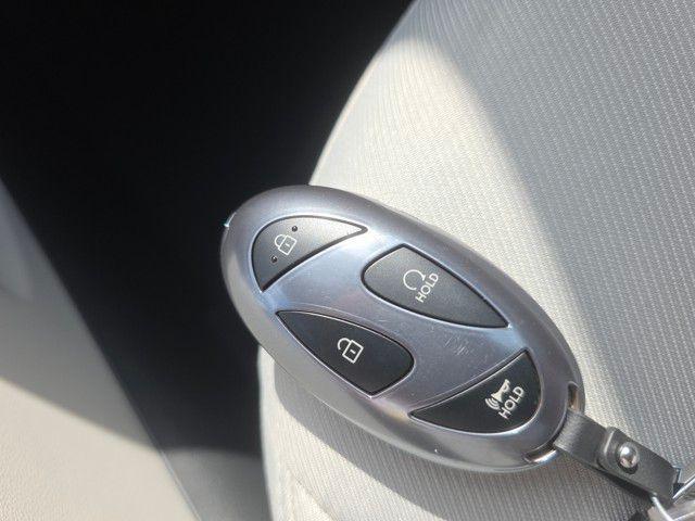 Photo of 2025 Atlantis Blue Hyundai TUCSON