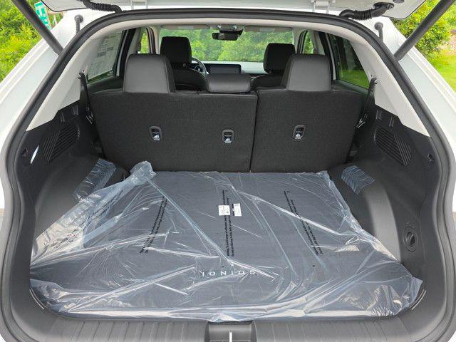 Photo of 2025 Atlas White Matte Hyundai IONIQ 5