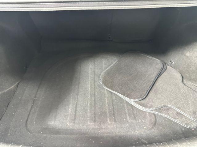 Photo of 2021 Clear White Kia Rio