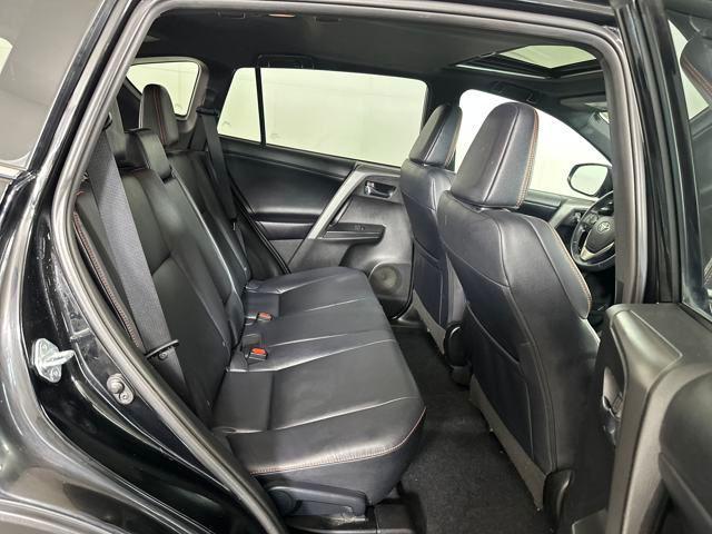 Photo of 2016 Black Toyota RAV4