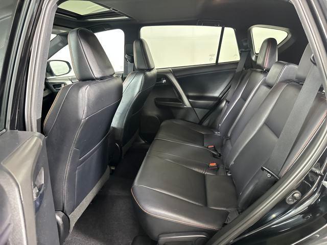 Photo of 2016 Black Toyota RAV4
