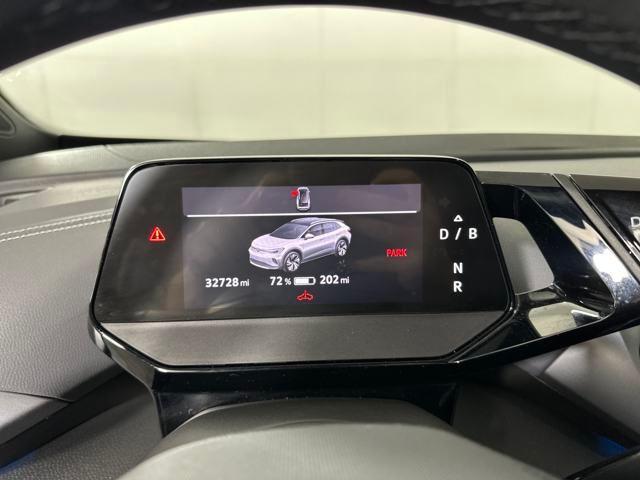 Photo of 2023 Silver Mist Metallic Volkswagen ID.4