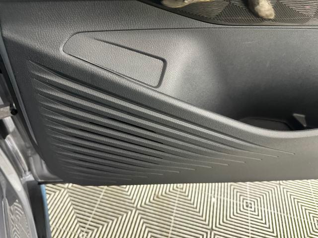 Photo of 2023 Silver Mist Metallic Volkswagen ID.4