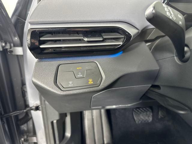 Photo of 2023 Silver Mist Metallic Volkswagen ID.4