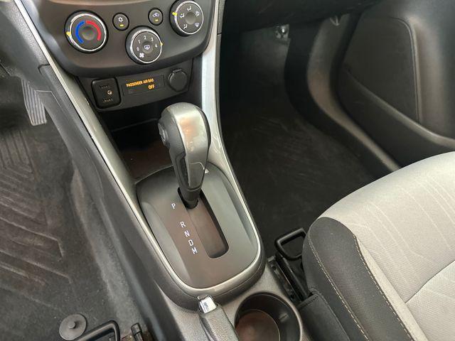 Photo of 2018 Summit White Chevrolet Trax