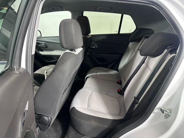 Photo of 2018 Summit White Chevrolet Trax