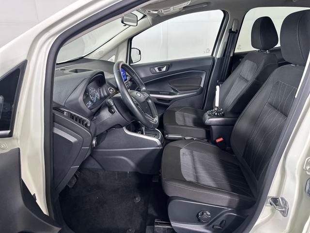 Photo of 2020 Diamond White Ford EcoSport