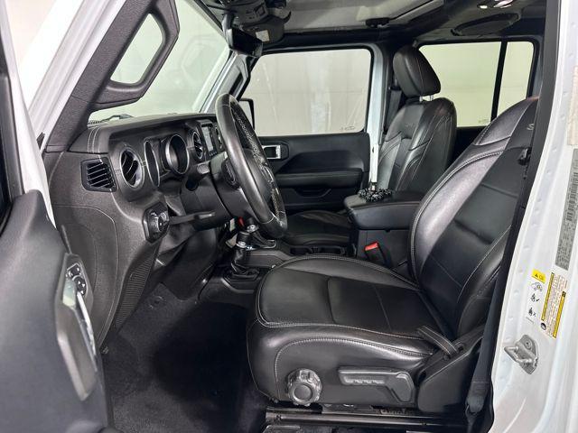 Photo of 2019 Bright White Clearcoat Jeep Wrangler Unlimited