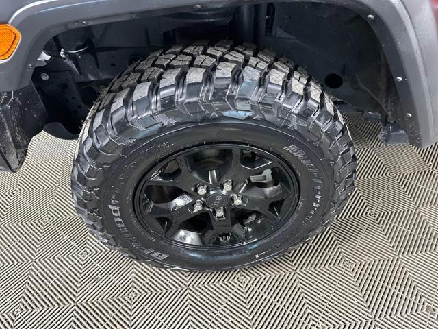 Photo of 2021 Snazzberry Pearlcoat Jeep Wrangler Unlimited