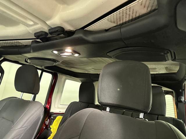 Photo of 2021 Snazzberry Pearlcoat Jeep Wrangler Unlimited