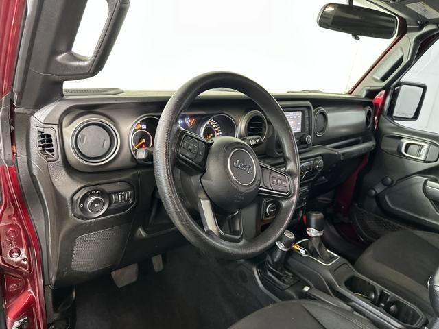Photo of 2021 Snazzberry Pearlcoat Jeep Wrangler Unlimited