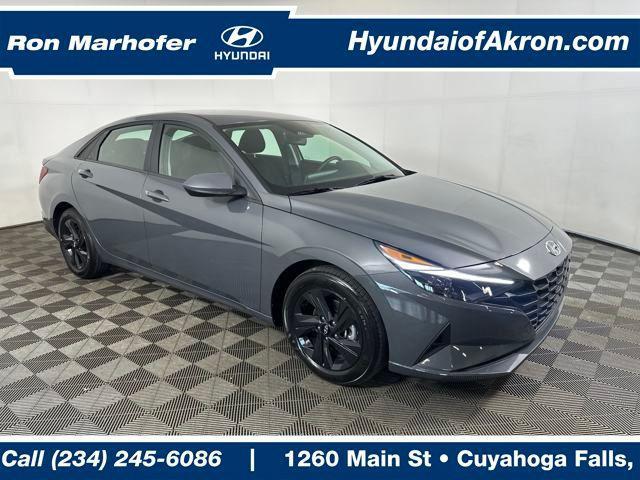 2023 Hyundai Elantra Hev