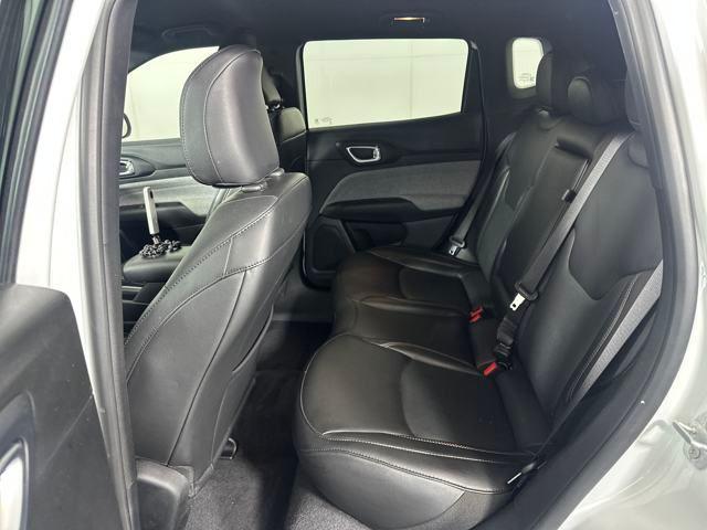 Photo of 2023 Bright White Clearcoat Jeep Compass