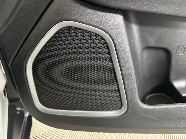 Photo of 2023 Bright White Clearcoat Jeep Compass