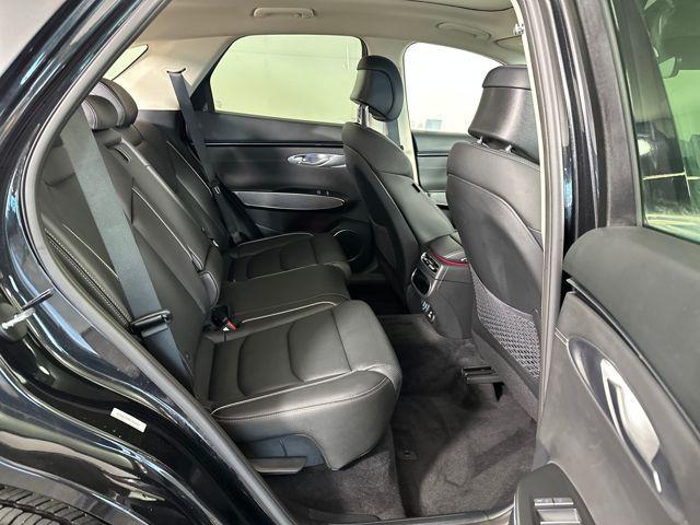 Photo of 2025 Vik Black Genesis GV70