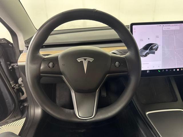 Photo of 2021 Midnight Silver Metallic Tesla Model 3