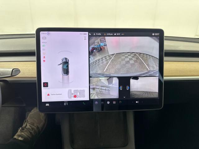 Photo of 2021 Midnight Silver Metallic Tesla Model 3