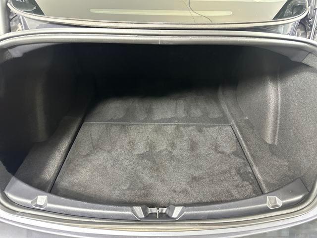 Photo of 2021 Midnight Silver Metallic Tesla Model 3