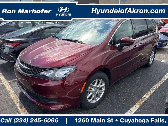 2023 Chrysler Voyager