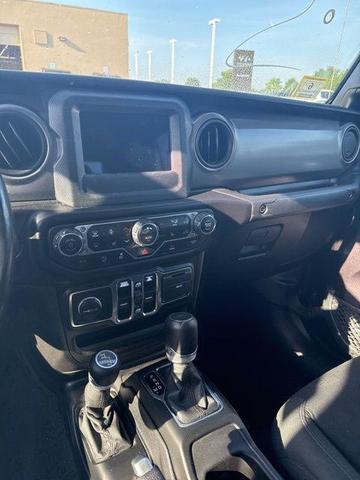 Photo of 2021 Black Clearcoat Jeep Gladiator