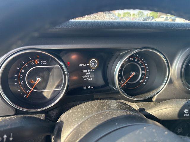 Photo of 2021 Black Clearcoat Jeep Gladiator