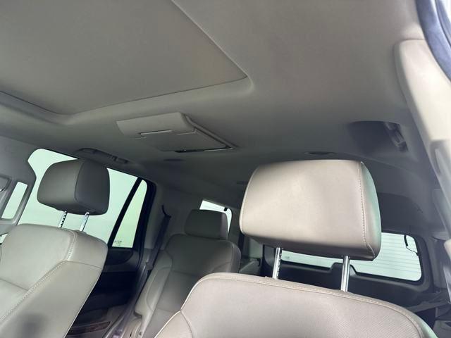 Photo of 2017 Summit White Chevrolet Tahoe