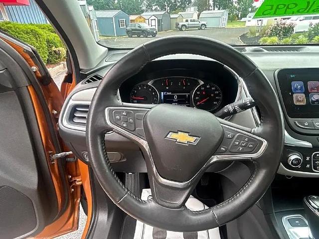 Photo of 2018 Orange Burst Metallic Chevrolet Equinox