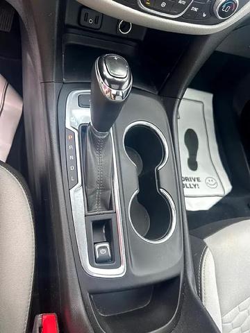 Photo of 2018 Orange Burst Metallic Chevrolet Equinox