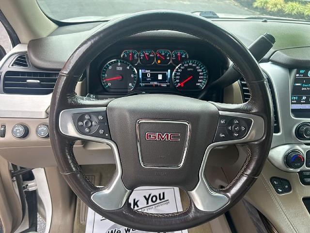 Photo of 2018 White GMC Yukon