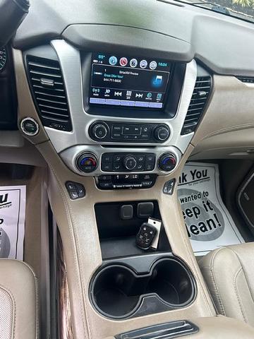 Photo of 2018 White GMC Yukon