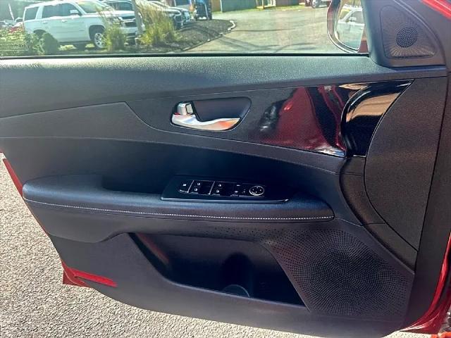 Photo of 2023 Fire Orange Metallic Kia Forte