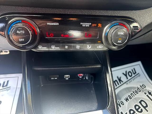 Photo of 2023 Fire Orange Metallic Kia Forte
