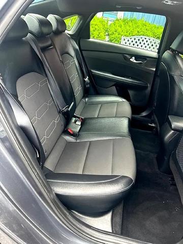 Photo of 2022 Gravity Grey Pearl Kia Forte