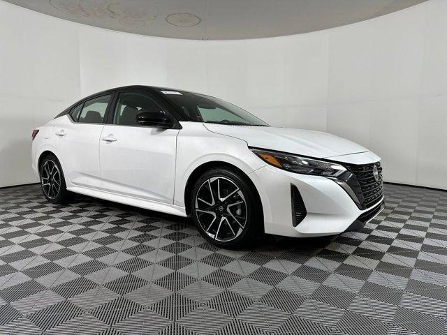 Photo of 2024 Aspen White Tricoat/Super Black Nissan Sentra